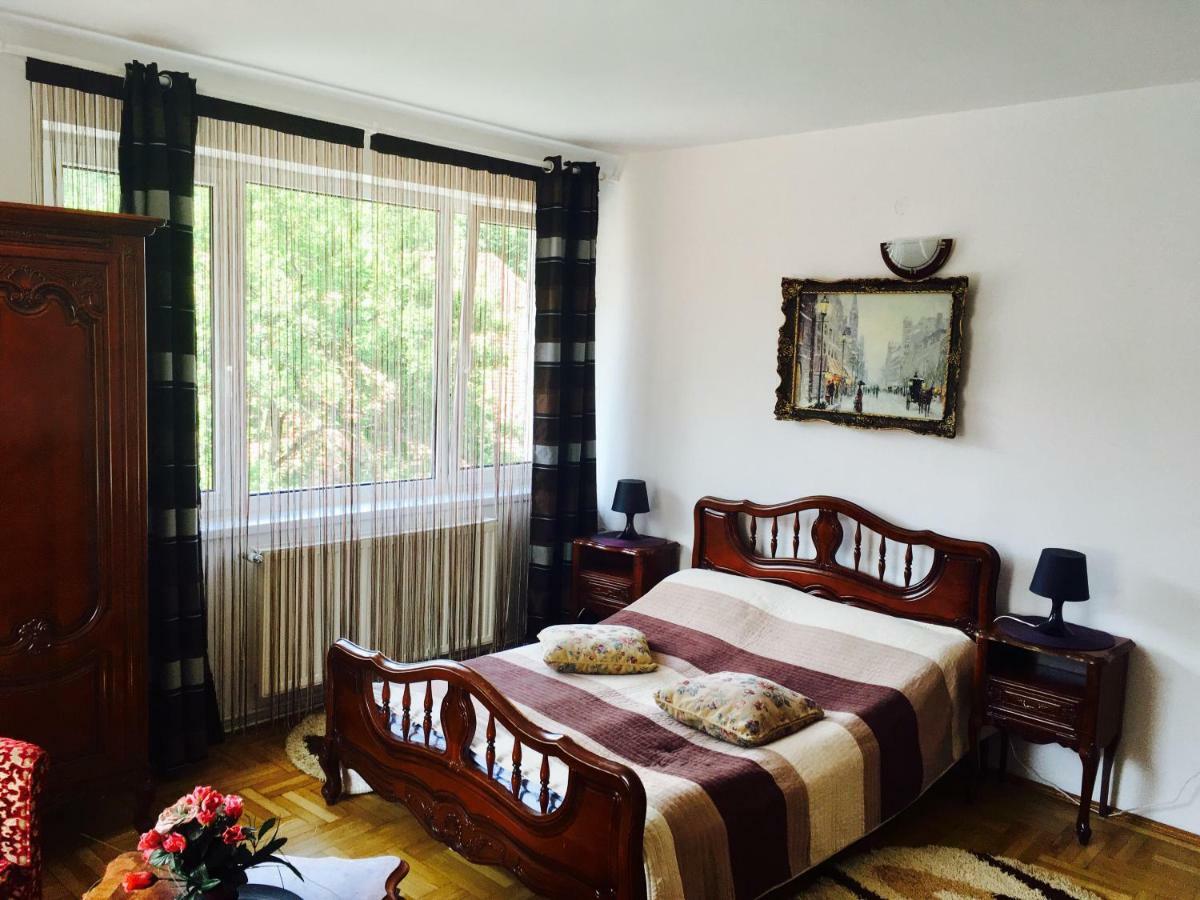 Rolling Stone Hostel Braşov Eksteriør bilde